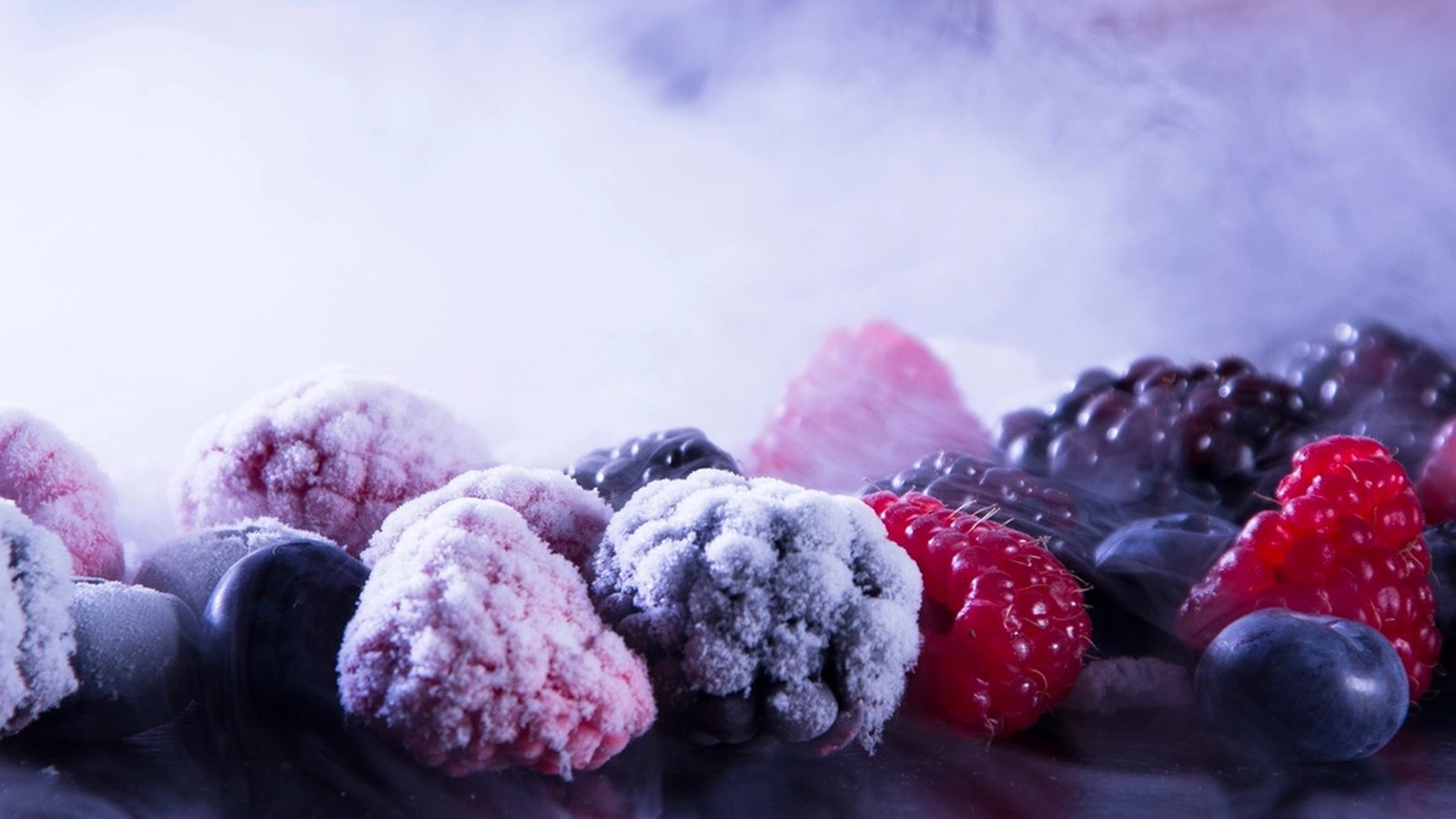 Petits fruits congelés en sac, provisions d'appoint